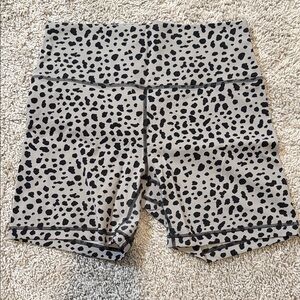 Spotted Pattern Women's Bike Shorts